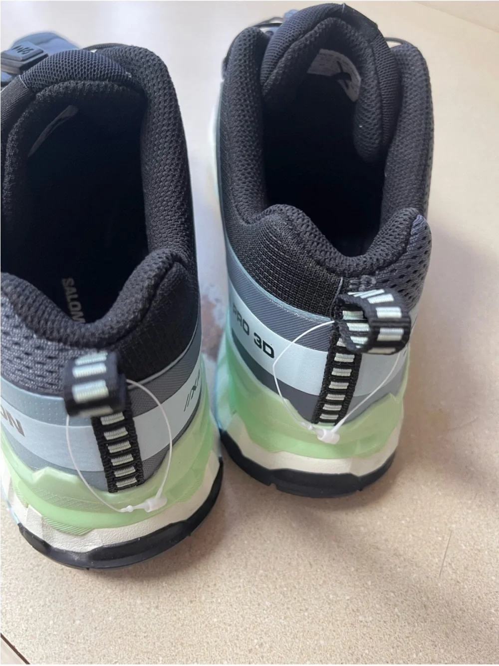 Salomon like new